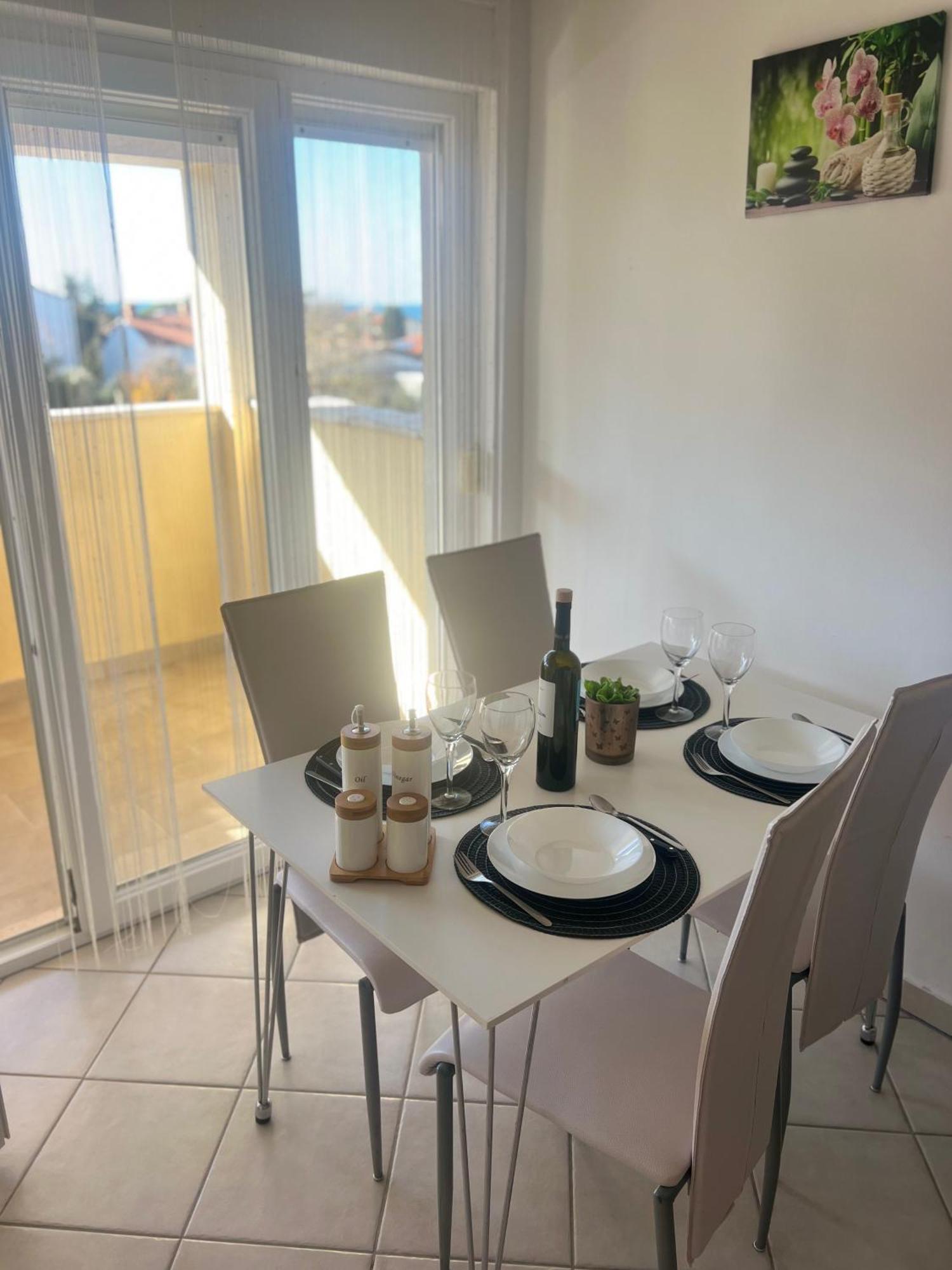 Apartmans Sun & Moon Zambratija  Exterior photo